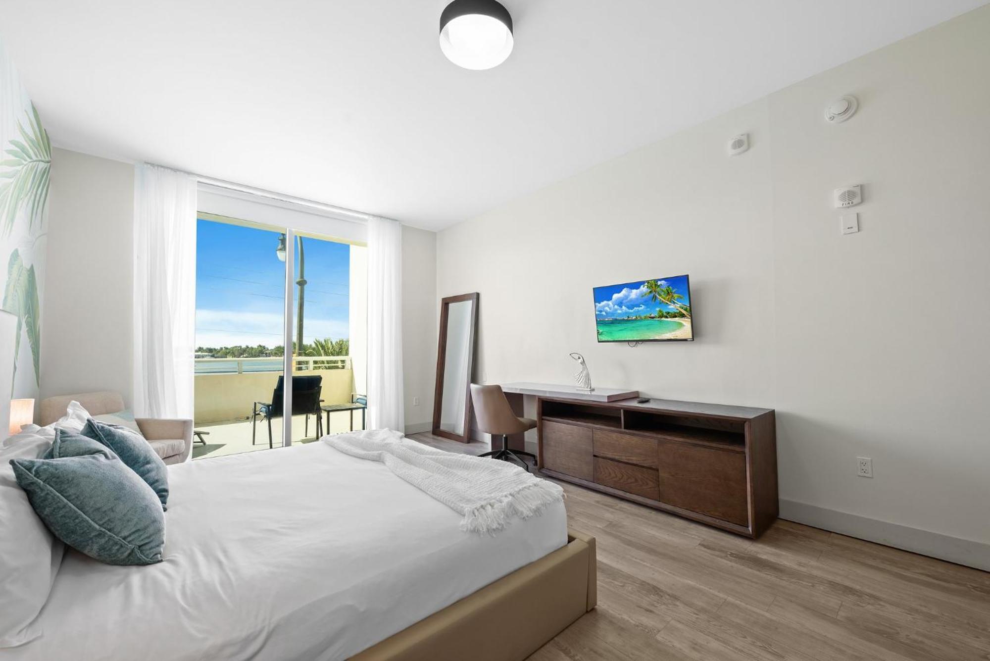Hollywood Studios Condo Costa ภายนอก รูปภาพ